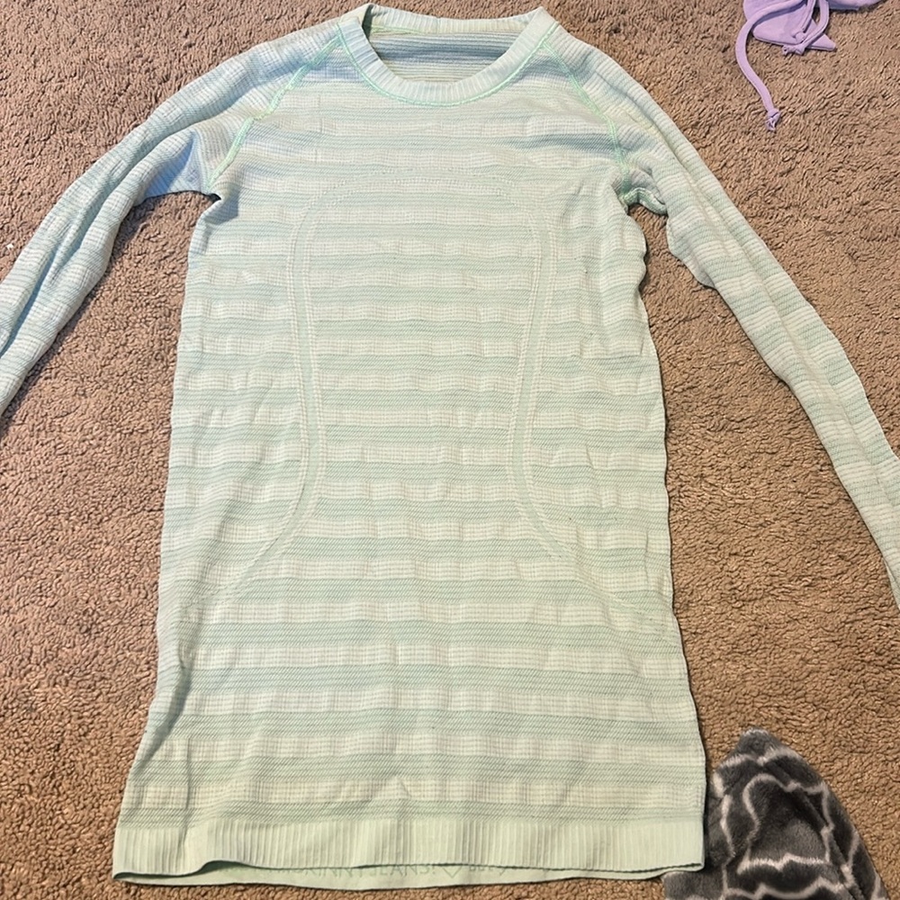 Lululemon Long Sleeve Swiftly